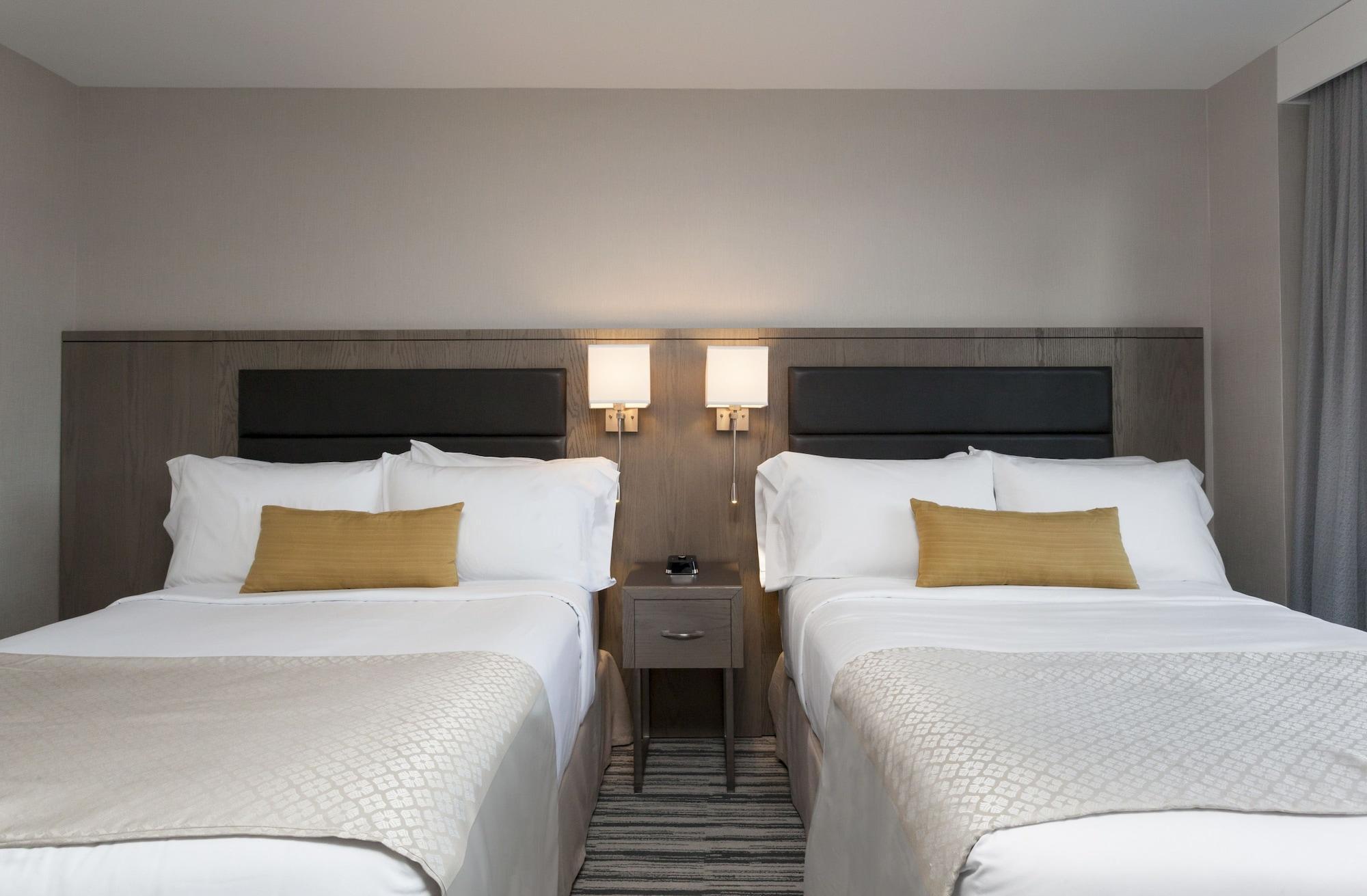 Wyndham Garden Laguardia South Hotel New York Exterior photo